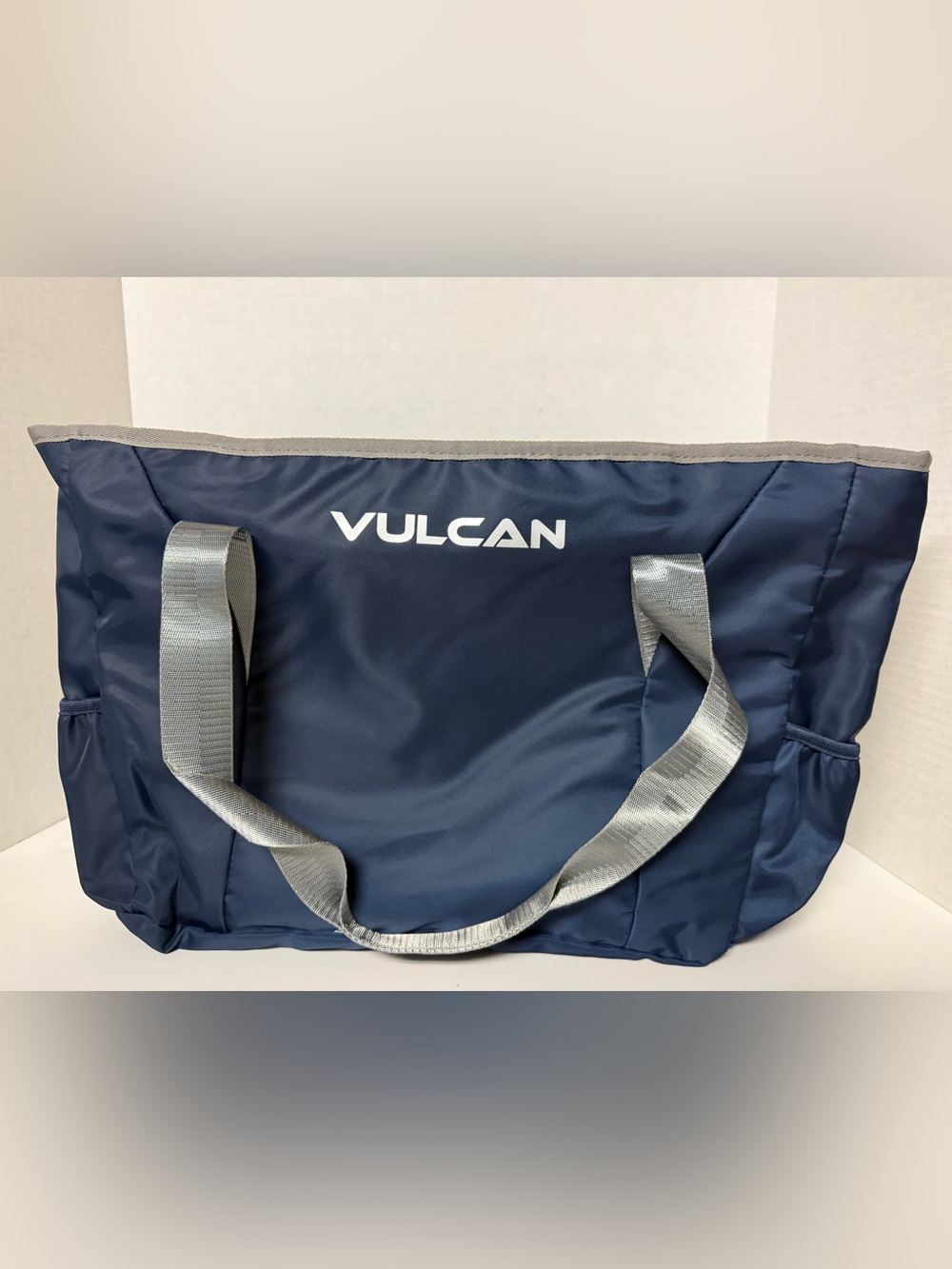 NWT Vulcan CLUB Tennis/Pickleball Tote Bag navy color